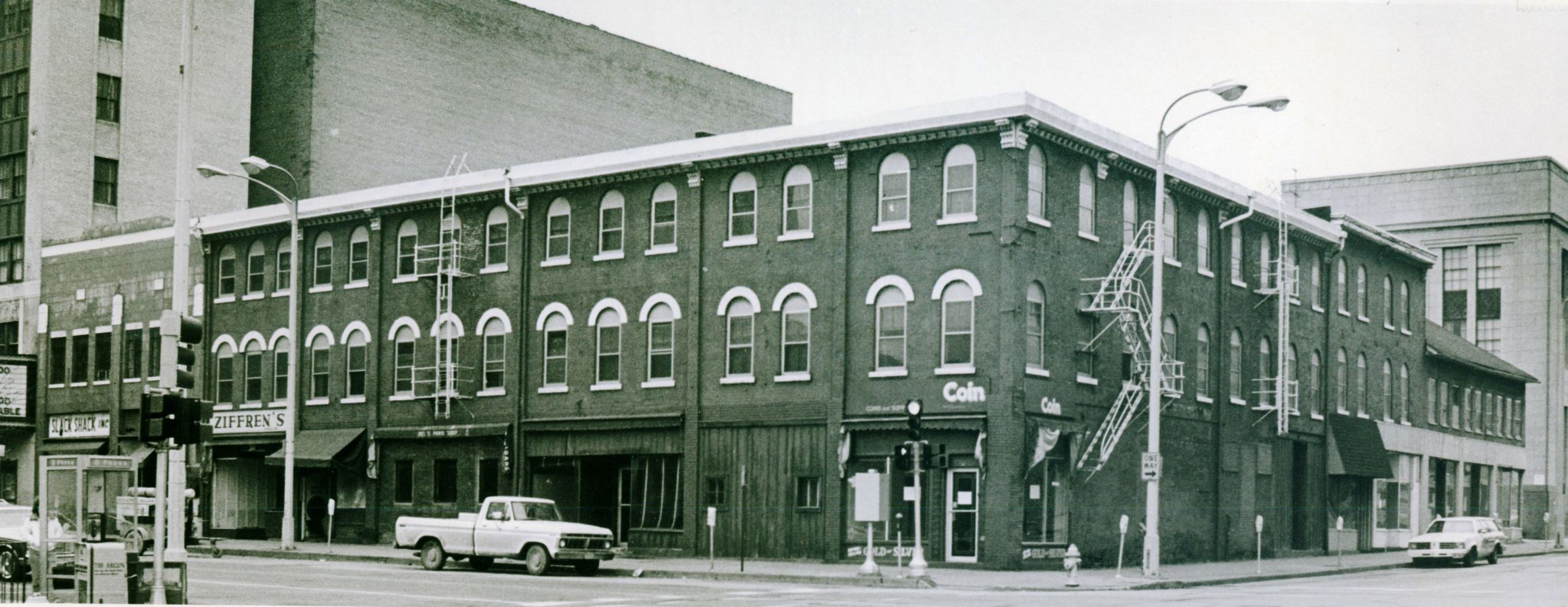 19820313 -- Windsor Hotel